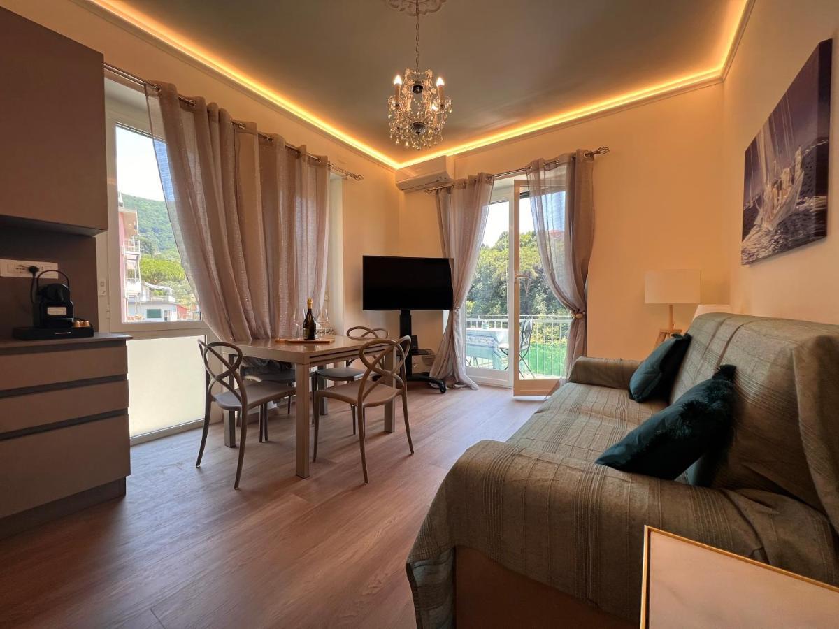 Ferienwohnung VAL DI SOLE- VISTA MARE- VISTA COLLINA-Wifi 100MG - TV 5 POSTI LETTI Rapallo Exterior foto